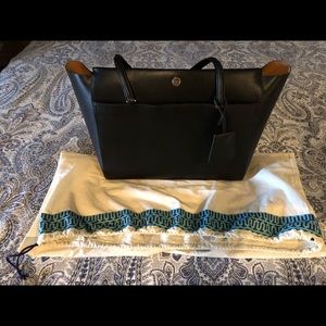 Tory Burch Parker tote in black